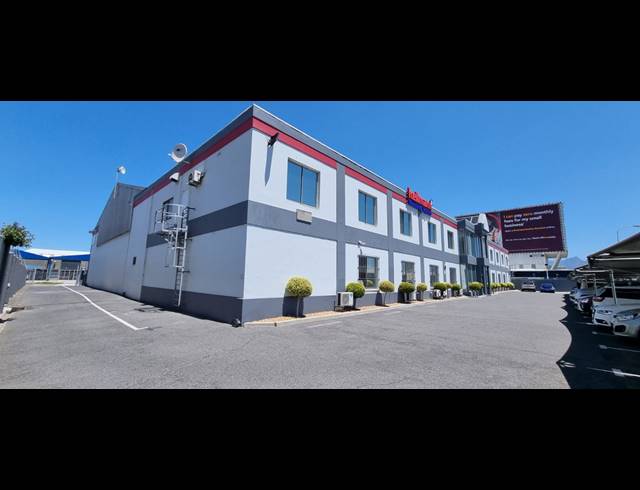 2,549M² WAREHOUSE TO LET IN AIRPORT INDUSTRIA